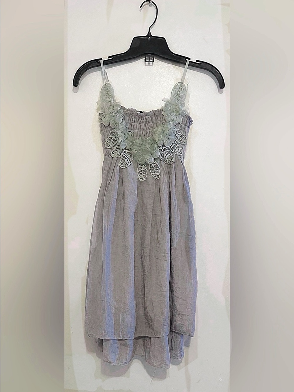 Girls' Gray Floral-Trim Sleeveless Dress